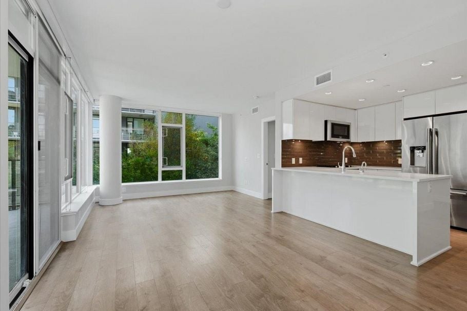 302 8533 River District Crossing Vancouver, BC - 4