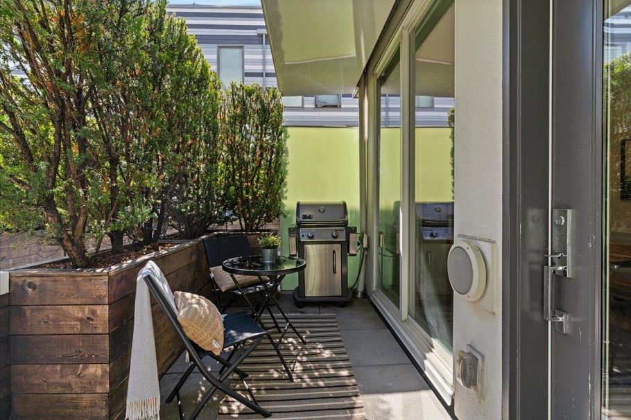 5 1415 E 1st Avenue Vancouver, BC - 6