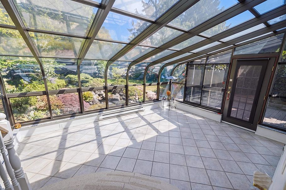 2727 W 36th Avenue Vancouver, BC - 17