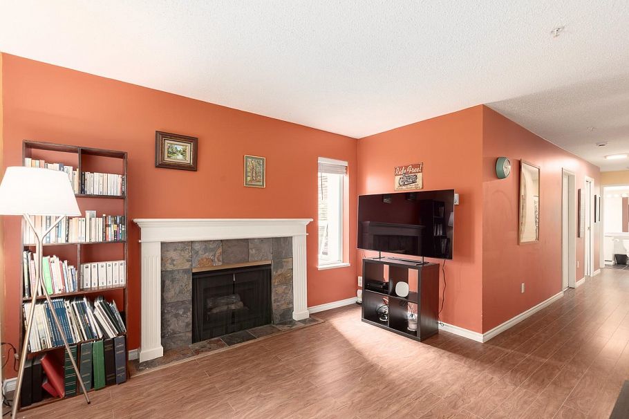 106 876 W 14th Avenue Vancouver, BC - 17