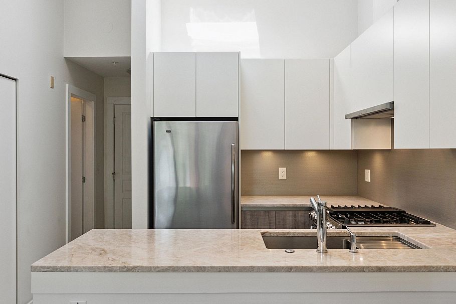 411 2181 W 10th Avenue Vancouver, BC - 5