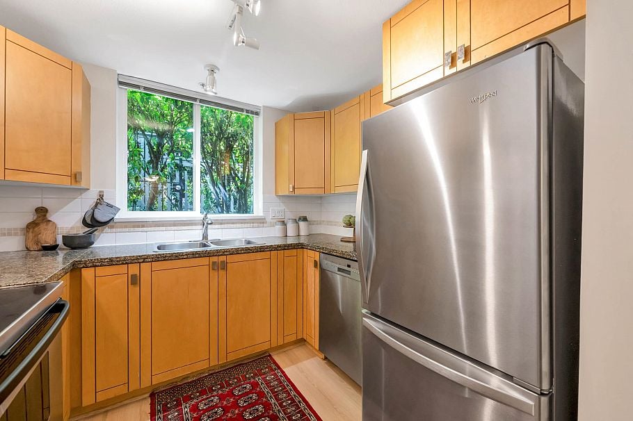 2 1071 Lynn Valley Road North Vancouver, BC - 16