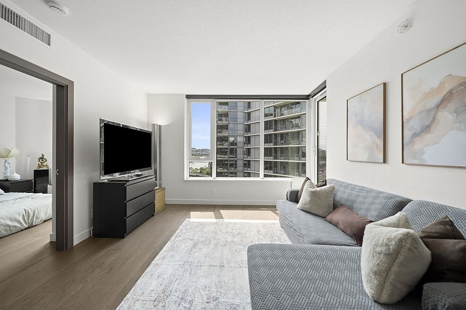 1251 38 Smithe Street Vancouver, BC - 5