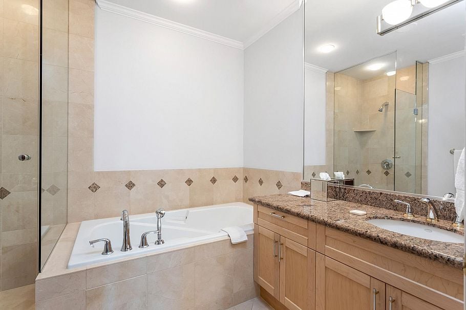 PH2 1777 Bayshore Drive Vancouver, BC - 31