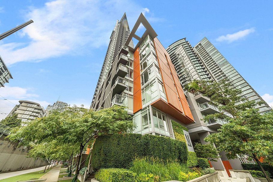 3103 1372 Seymour Street Vancouver, BC - 1