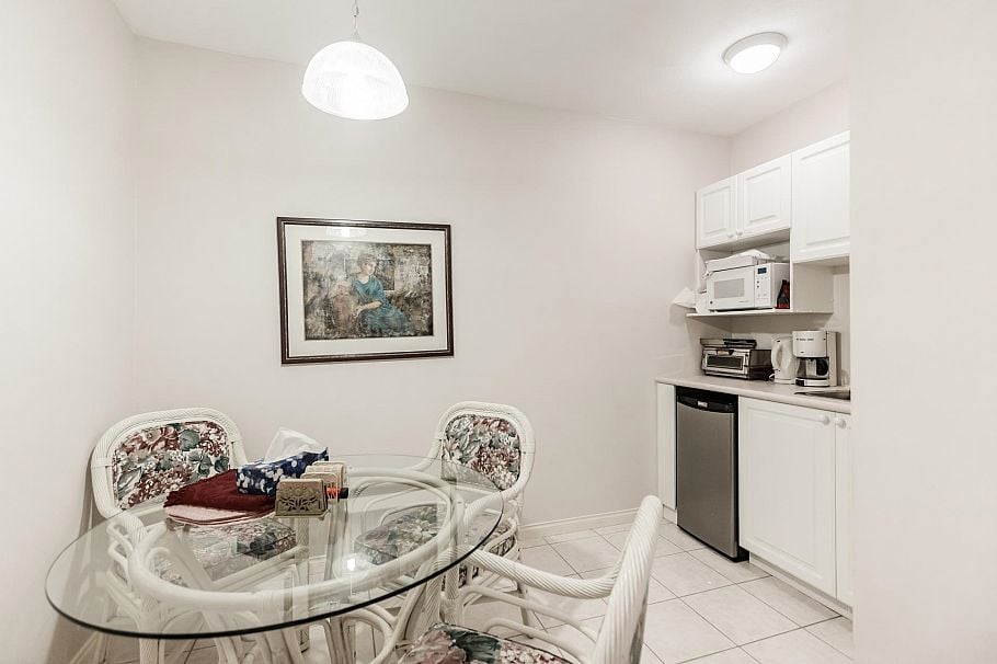 505 2059 Chesterfield Avenue North Vancouver, BC - 32