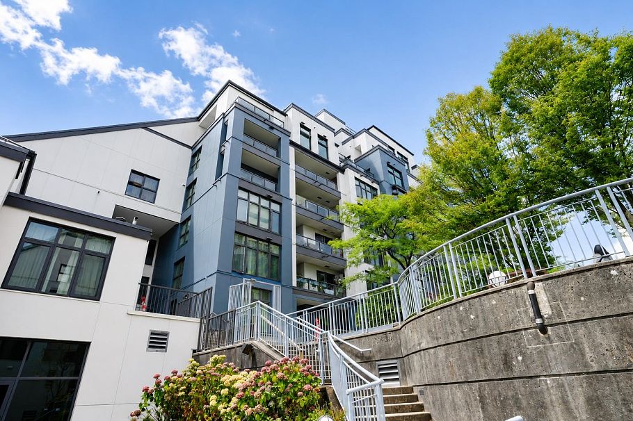 603 2468 E Broadway Vancouver, BC - 22