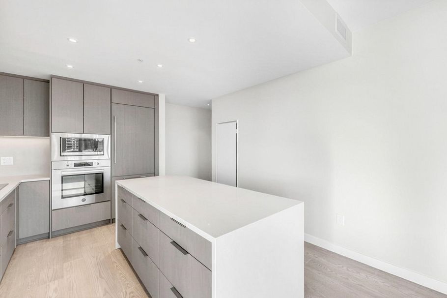802 6138 Birney Avenue Vancouver, BC - 6