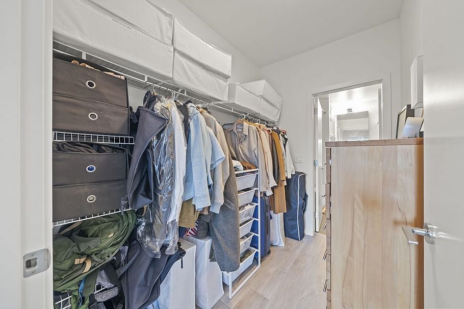 214 1621 Hamilton Avenue North Vancouver, BC - 13