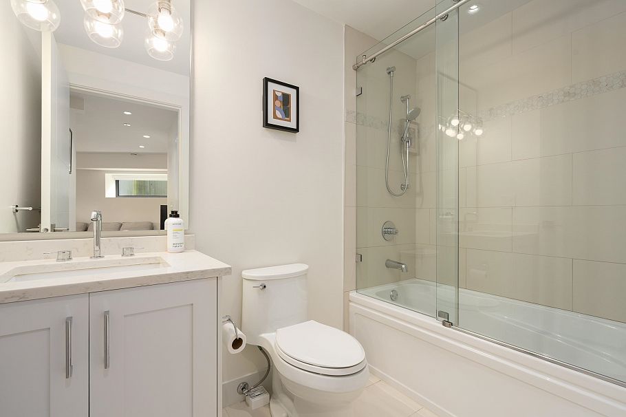 7380 Ashburn Street Vancouver, BC - 26