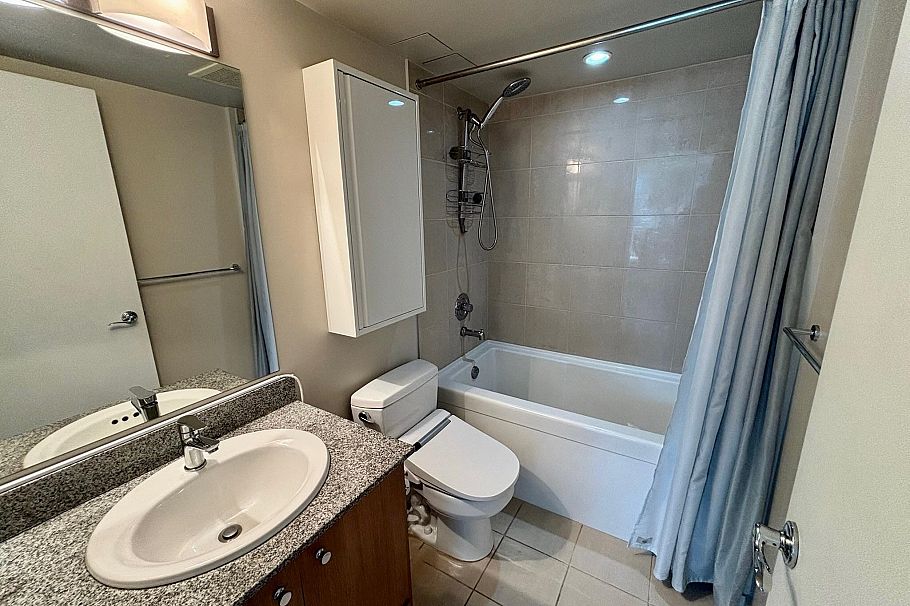 809 1212 Howe Street Vancouver, BC - 15