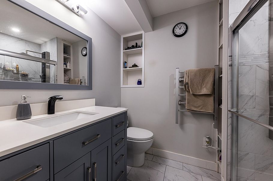1184 Riverside Drive North Vancouver, BC - 32
