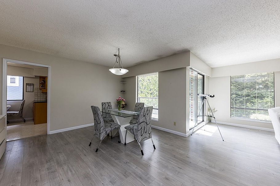 1184 Riverside Drive North Vancouver, BC - 11