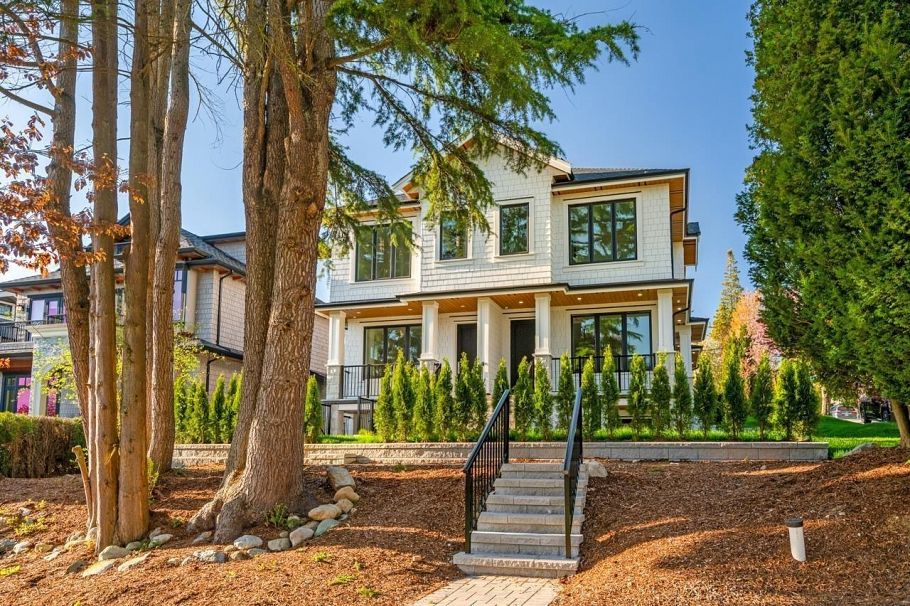 5081 Crown Avenue Vancouver, BC - 15