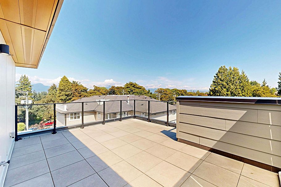 3930 Dumfries Street Vancouver, BC - 29