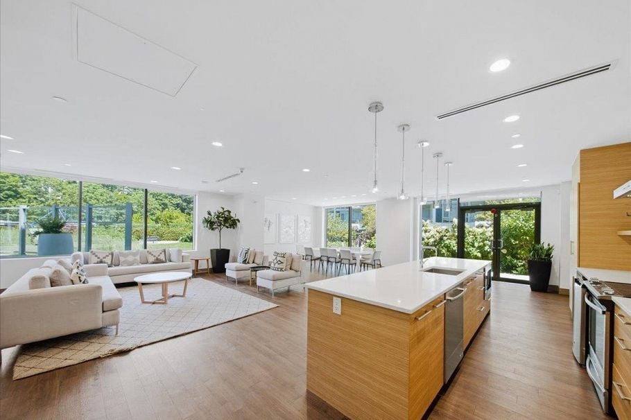 302 8533 River District Crossing Vancouver, BC - 28