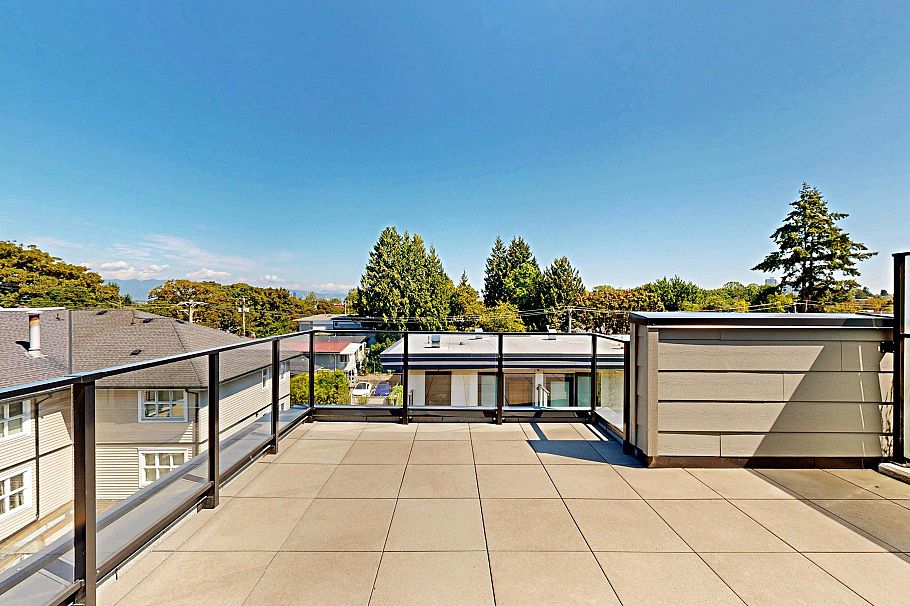 3930 Dumfries Street Vancouver, BC - 33