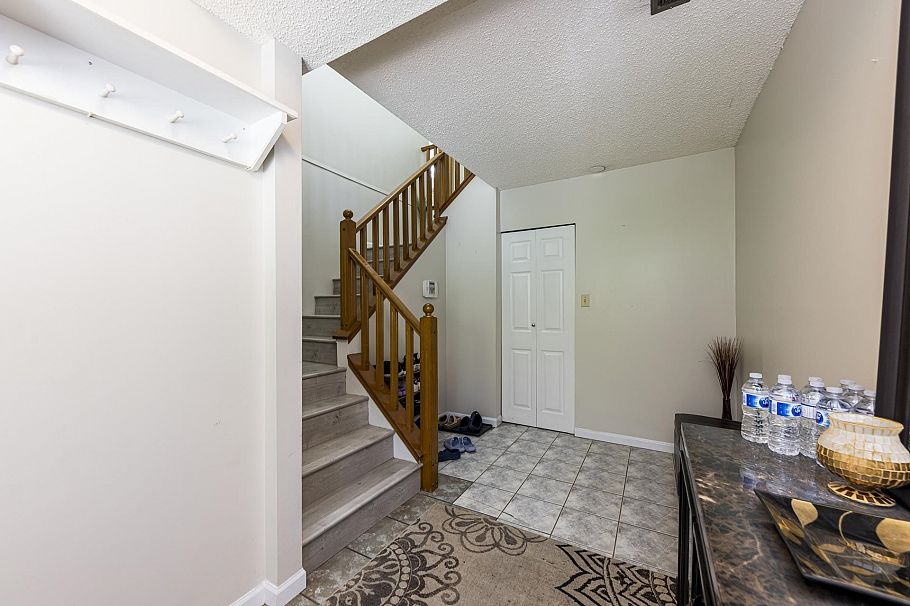 1184 Riverside Drive North Vancouver, BC - 26