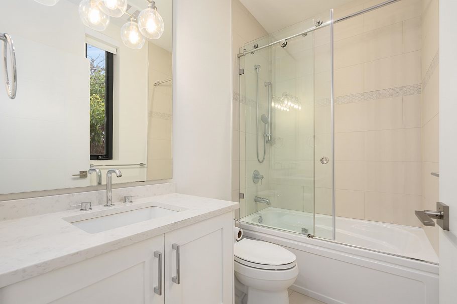 7380 Ashburn Street Vancouver, BC - 14