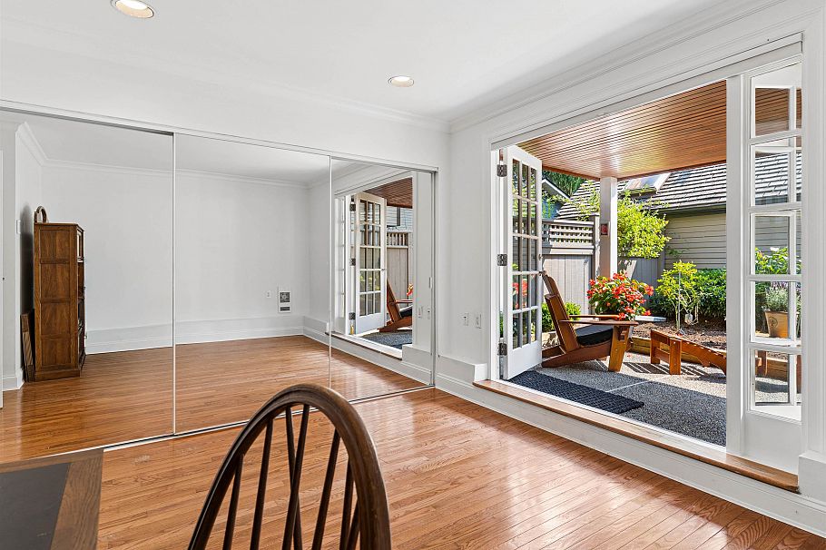 2760 W 2nd Avenue Vancouver, BC - 8