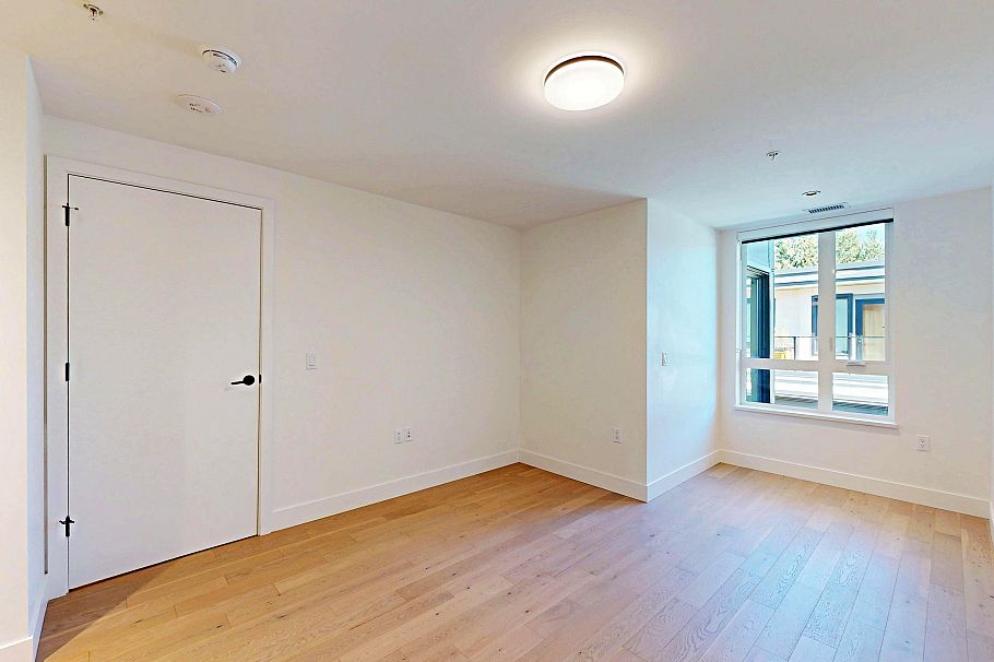3930 Dumfries Street Vancouver, BC - 17
