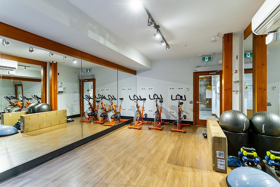 404 719 W 3rd Street North Vancouver, BC - 13