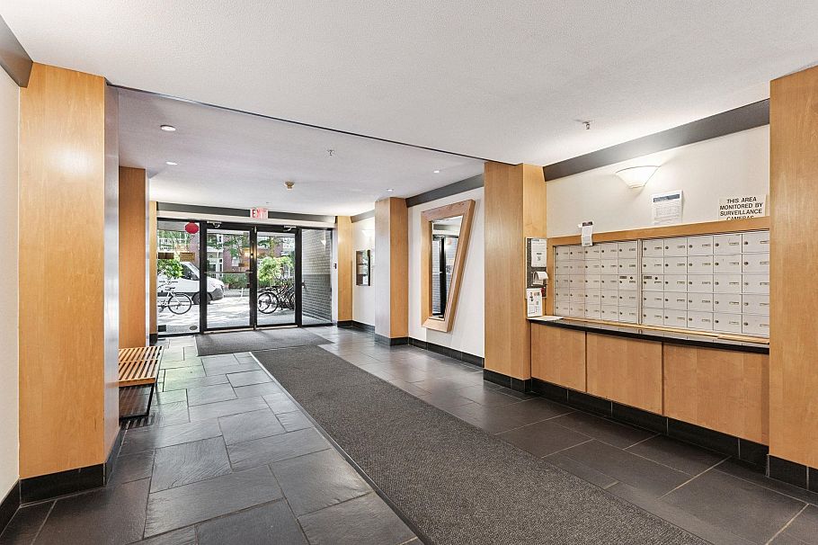 411 2181 W 10th Avenue Vancouver, BC - 15