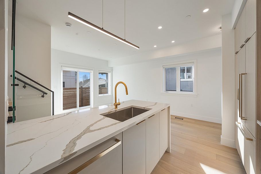 3 550 Kaslo Street Vancouver, BC - 8