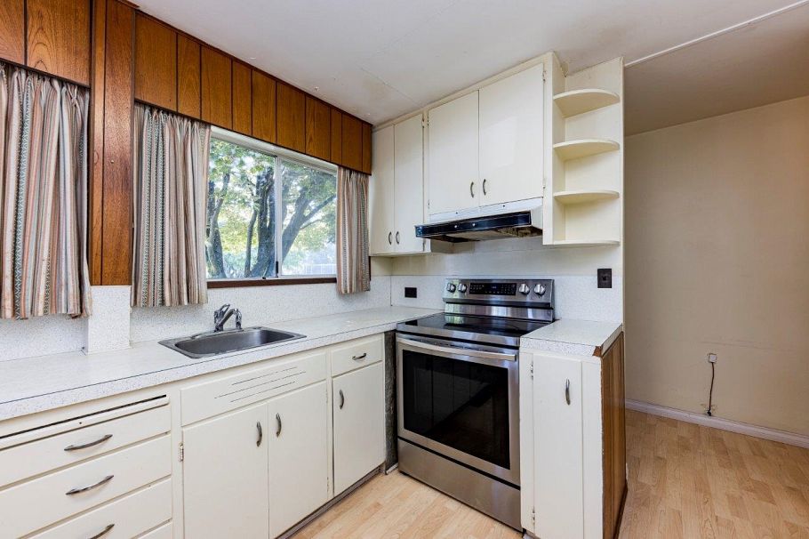 1161 Redwood Street North Vancouver, BC - 18