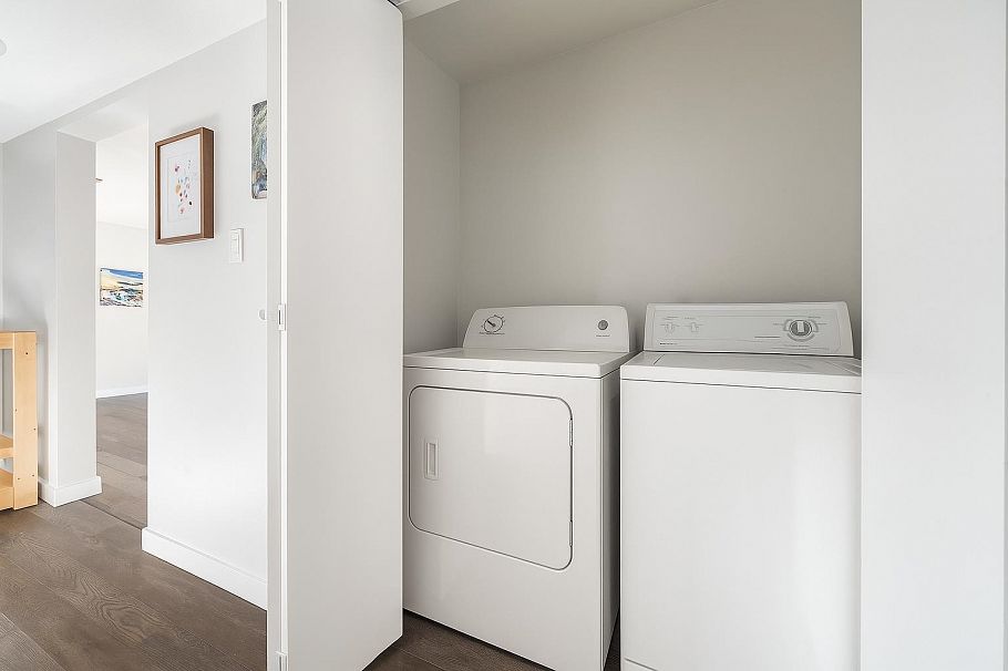 3003 NW Sunnyhurst Road North Vancouver, BC - 19