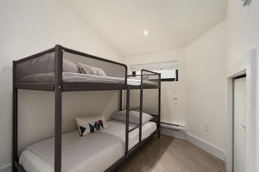 7380 Ashburn Street Vancouver, BC - 36