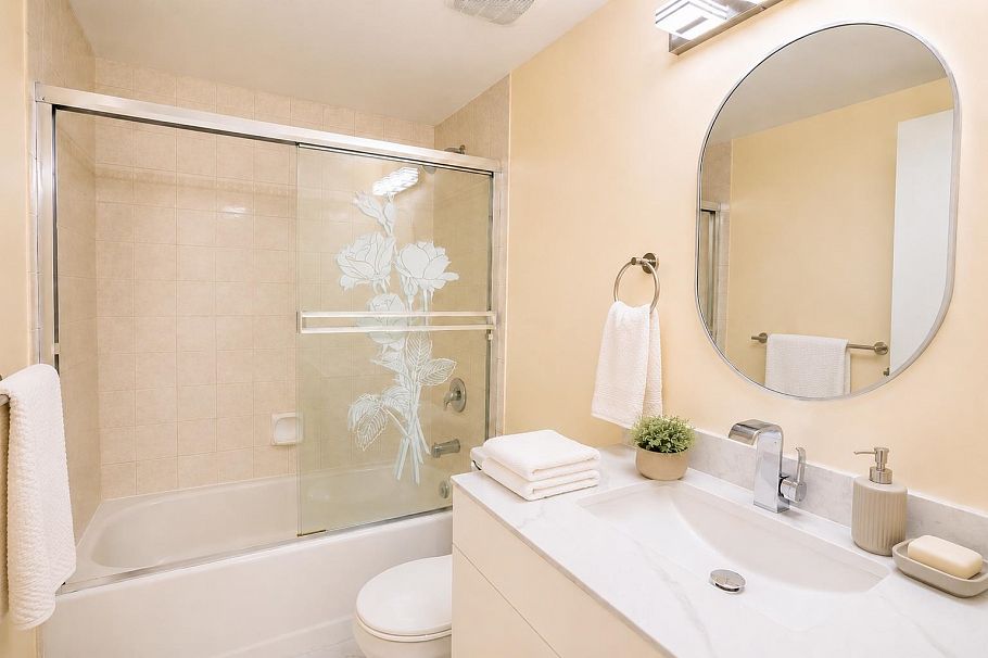603 2468 E Broadway Vancouver, BC - 17