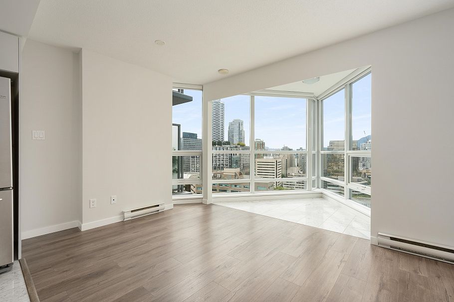 2110 833 Seymour Street Vancouver, BC - 6