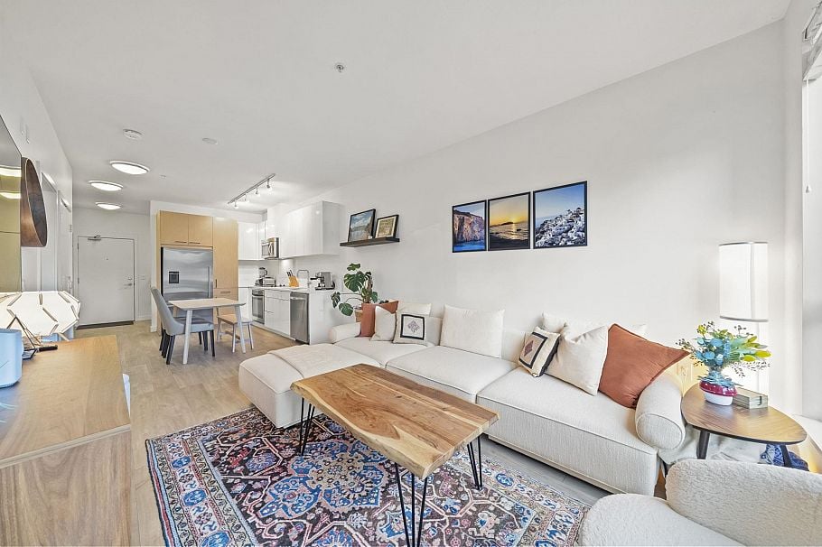 214 1621 Hamilton Avenue North Vancouver, BC - 8