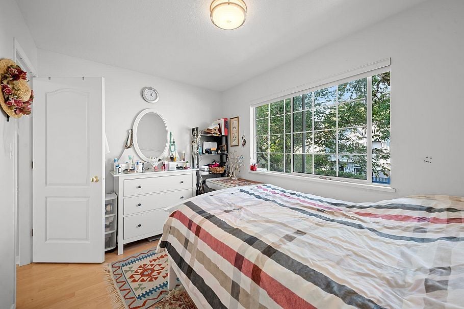8 815 Tobruck Avenue North Vancouver, BC - 10