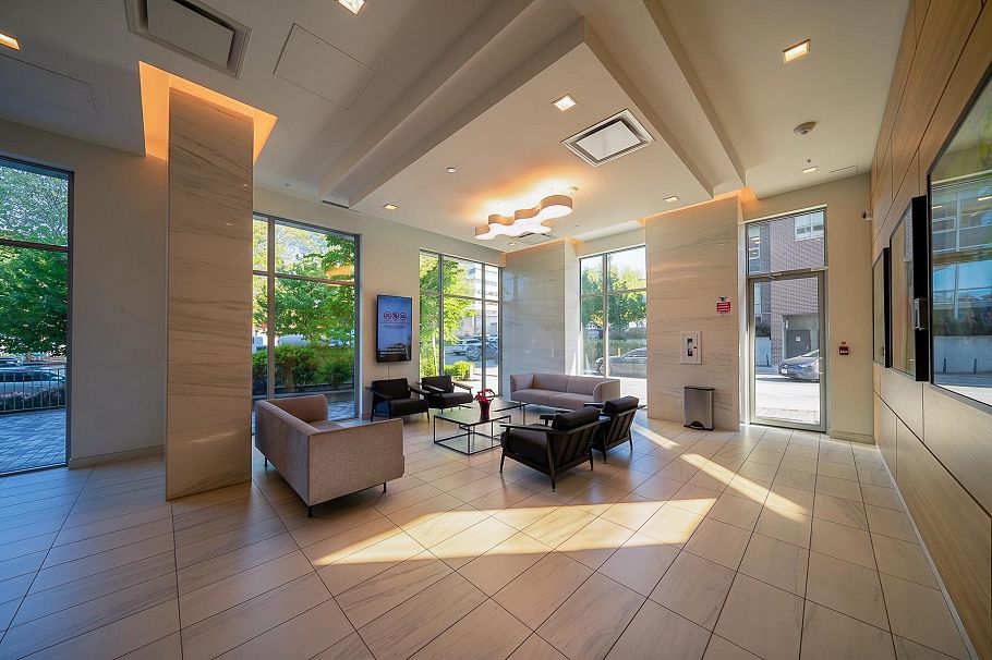 2601 5515 Boundary Road Vancouver, BC - 2