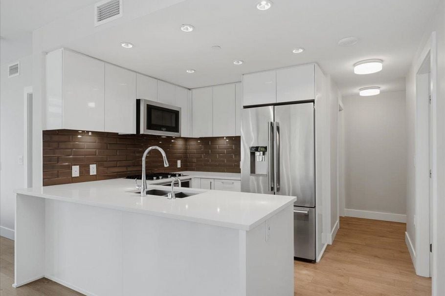 302 8533 River District Crossing Vancouver, BC - 10