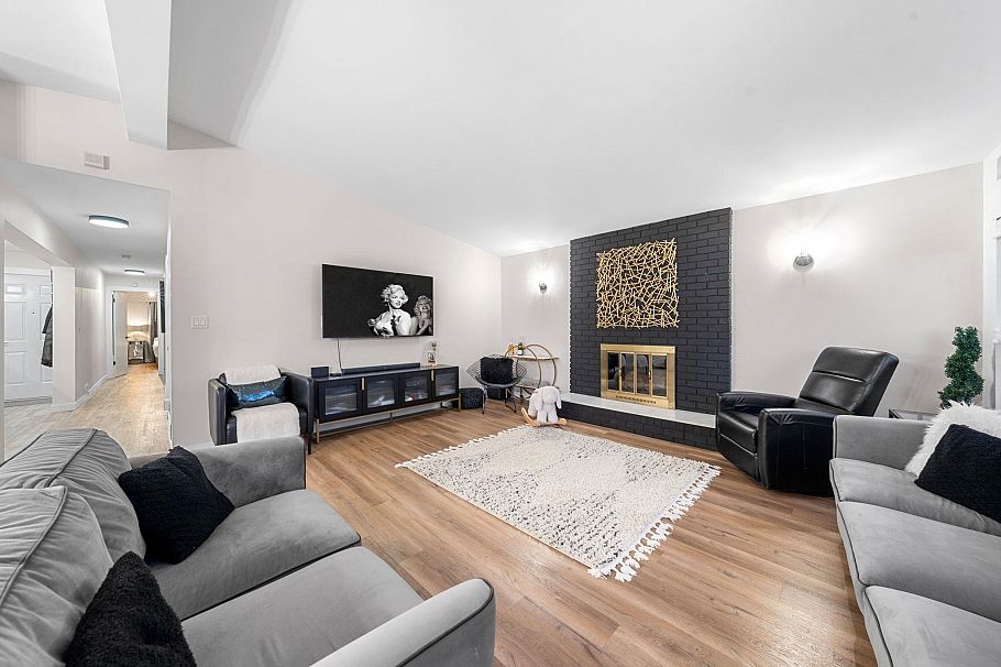 2131 Fraserview Drive Vancouver, BC - 14