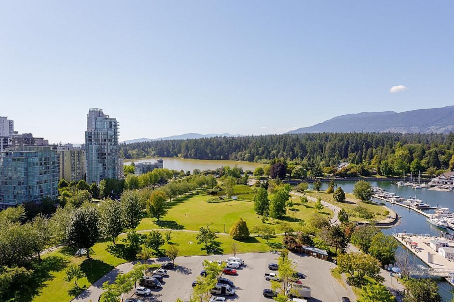 PH2 1777 Bayshore Drive Vancouver, BC - 37