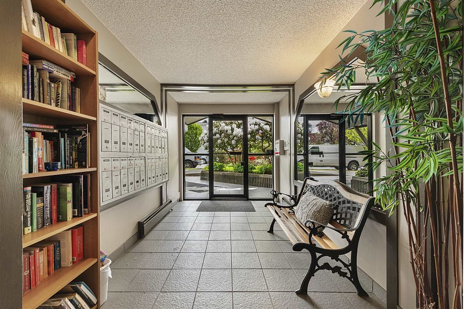 204 725 Commercial Drive Vancouver, BC - 25