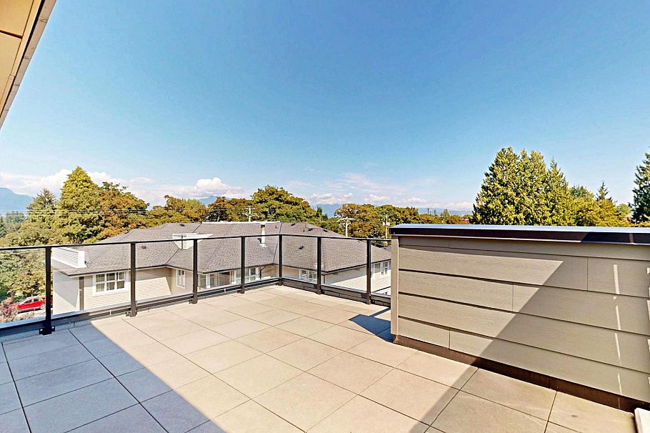 3930 Dumfries Street Vancouver, BC - 28