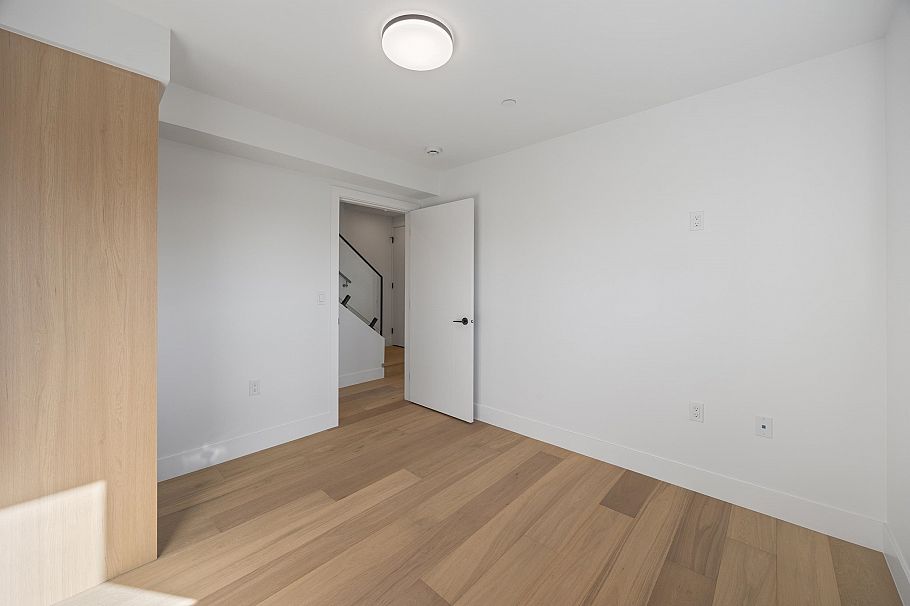 3 550 Kaslo Street Vancouver, BC - 17