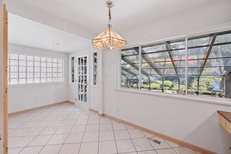 2727 W 36th Avenue Vancouver, BC - 16