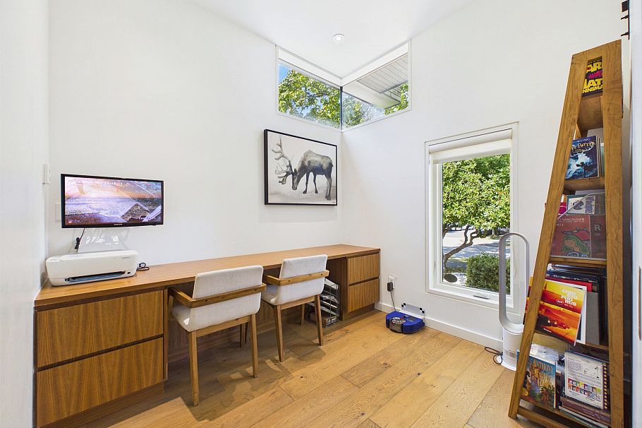2996 W 11th Avenue Vancouver, BC - 6