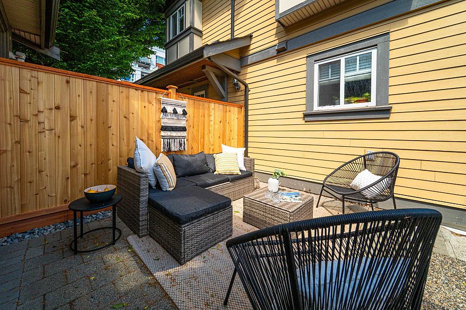 2412 St. Catherines Street Vancouver, BC - 39