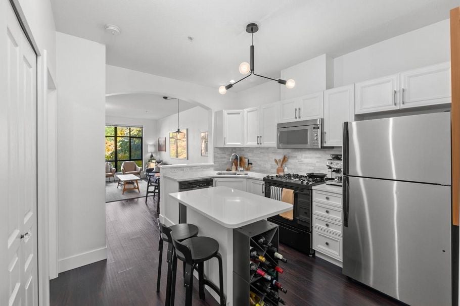 362 2175 Salal Drive Vancouver, BC - 9