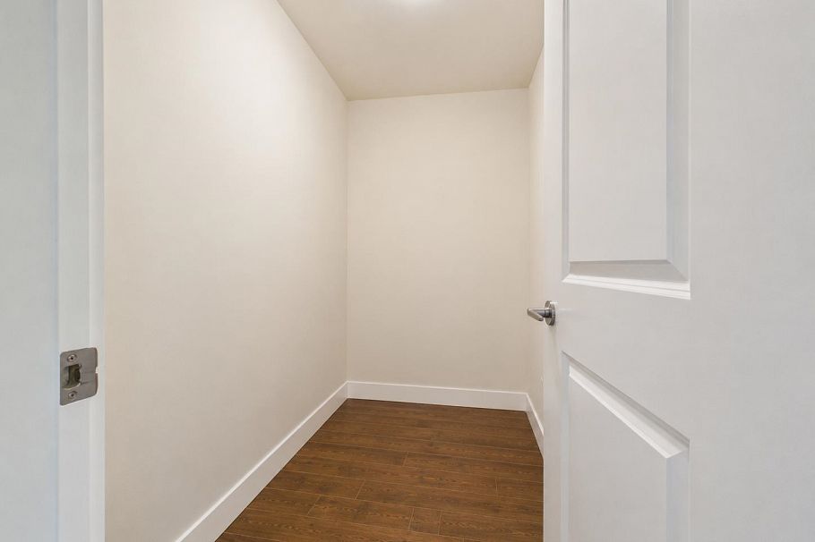 401 4759 Valley Drive Vancouver, BC - 6