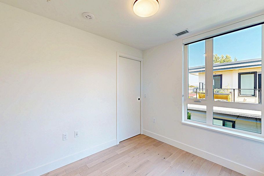 3930 Dumfries Street Vancouver, BC - 21