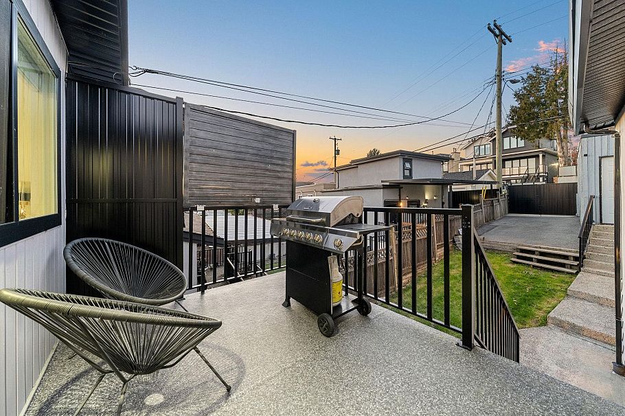 2131 Fraserview Drive Vancouver, BC - 6