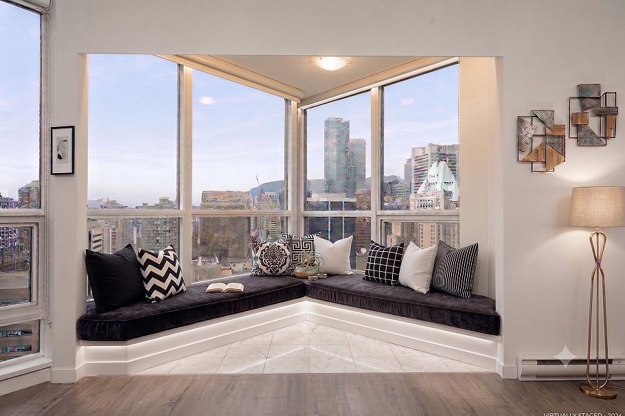 2110 833 Seymour Street Vancouver, BC - 2